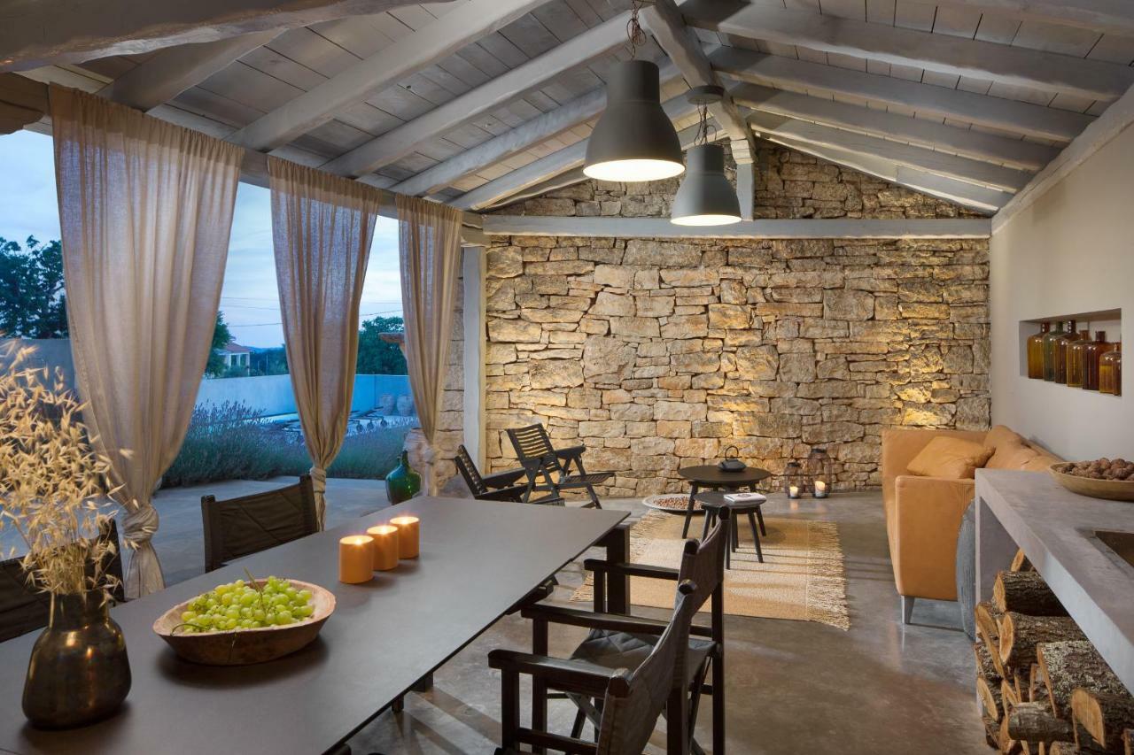 Br Villas By Rent Istria Radetici Luaran gambar