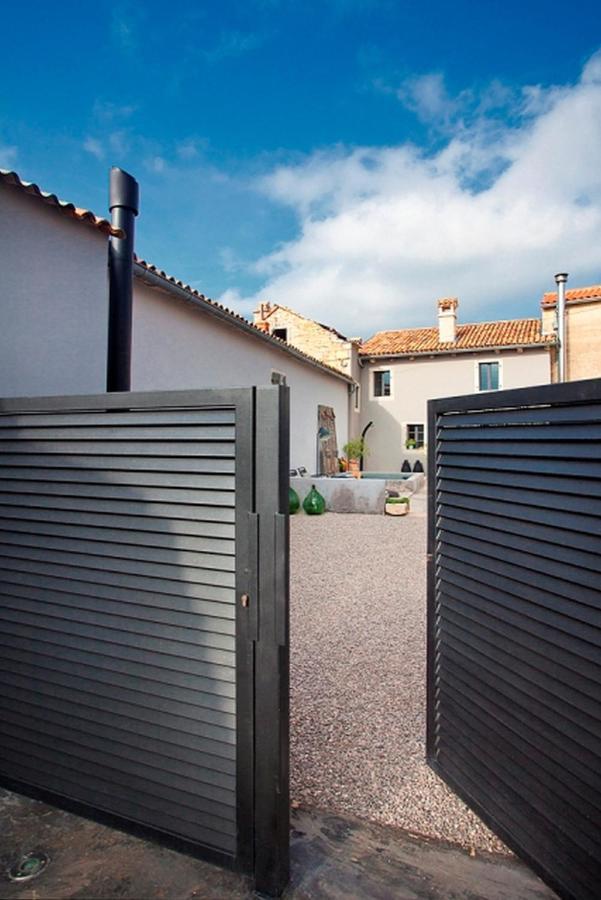 Br Villas By Rent Istria Radetici Luaran gambar