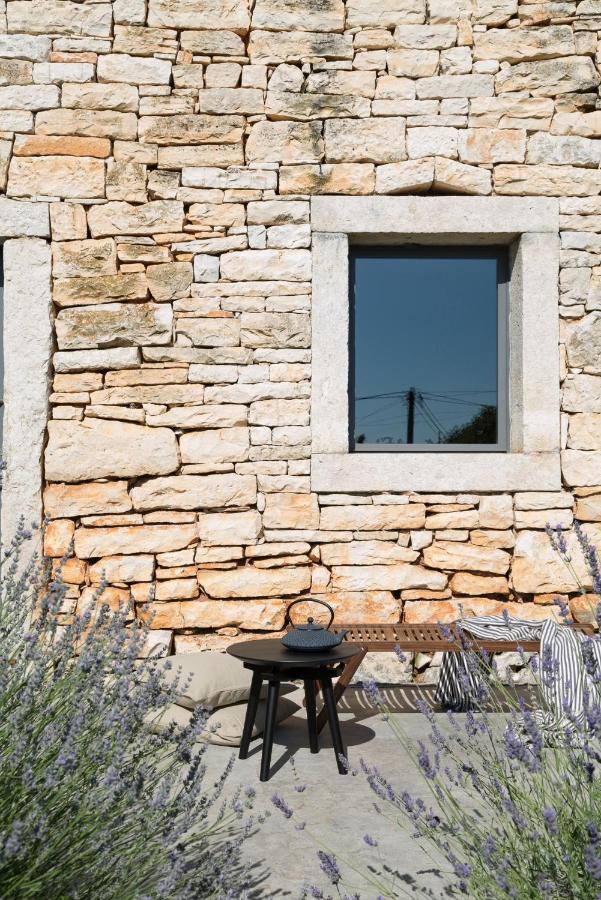 Br Villas By Rent Istria Radetici Luaran gambar